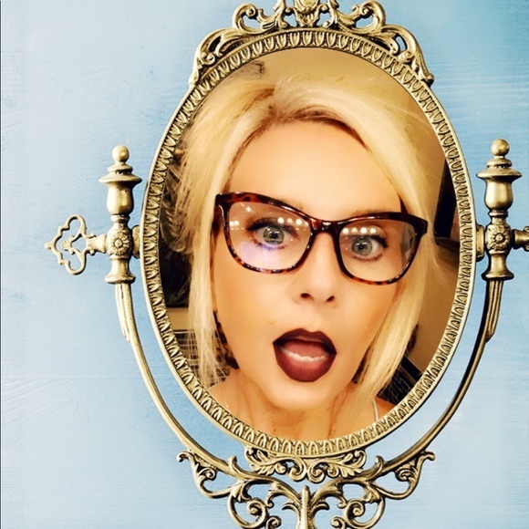 Betsy Johnson tortoise retro readers - Picture 3 of 7